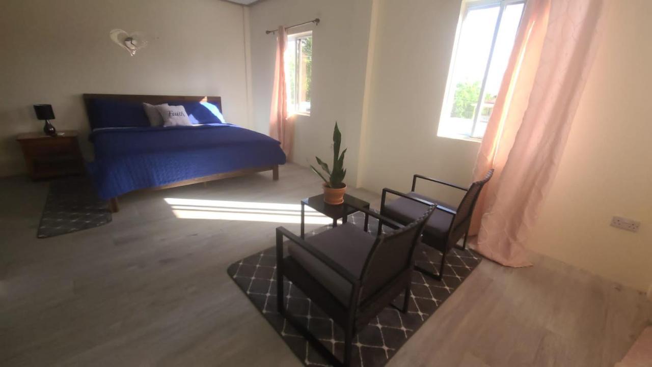 Tranquility Suites- Feels Like Home Choiseul Exterior foto